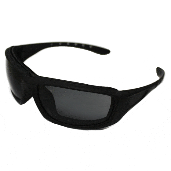 Gli occhiali Luka sono degli occhiali di Medop con multiple versioni: incolore, da sole e polarizzati, per una protezione contro gli urti. 